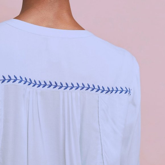 NWOT Anthropologie Iris Embroidered Buttondown - Picture 5 of 6